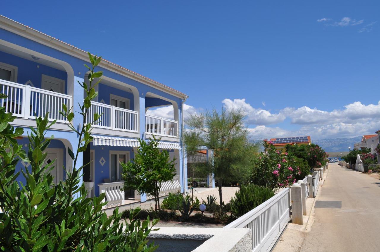 Marina Apartments Вир Екстериор снимка