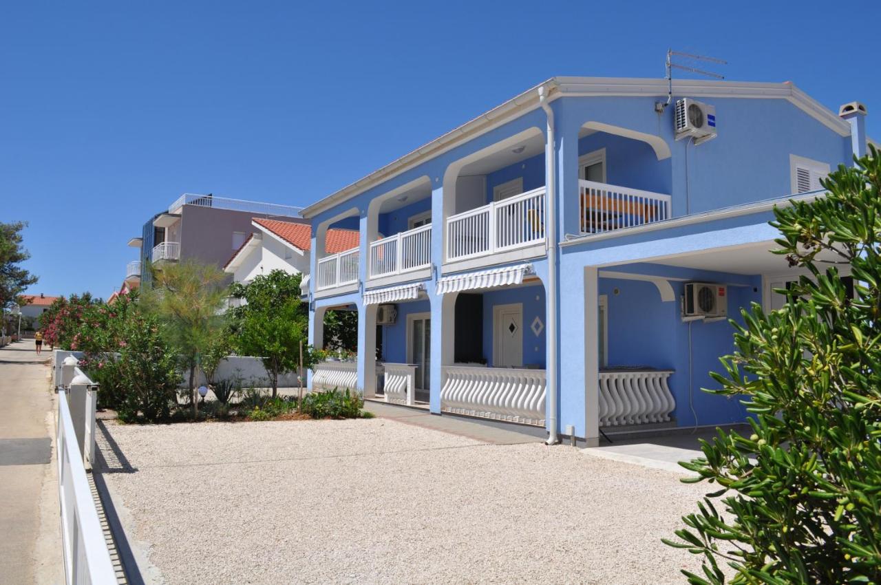 Marina Apartments Вир Екстериор снимка